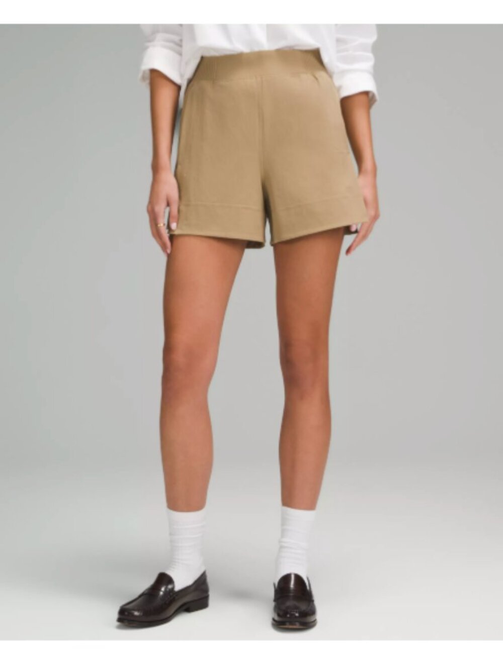 Lululemon Stretch Woven Relaxed-Fit High-Rise Short 4" Filbert Tan Size M